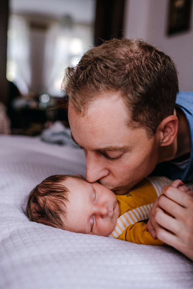 noworodek na sesji w domu fotograf szczecin